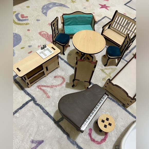 Other - Kid Kraft‎ Victorian Doll house furniture’s